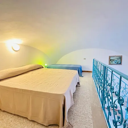 Margherita - Immobilevante Ponza