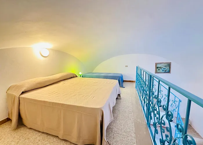 Margherita - Immobilevante Ponza